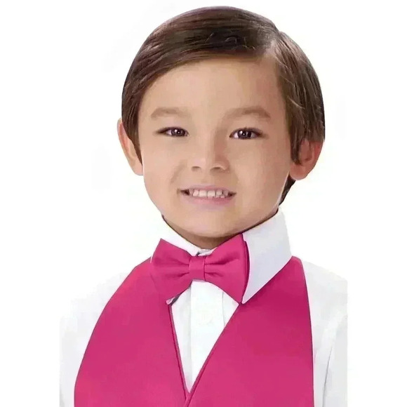 Boys Matte Satin Azazie Fuchsia Pre-tied Bow Tie - Picture 1 of 3